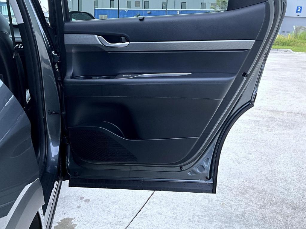 used 2025 Hyundai Palisade car, priced at $41,390