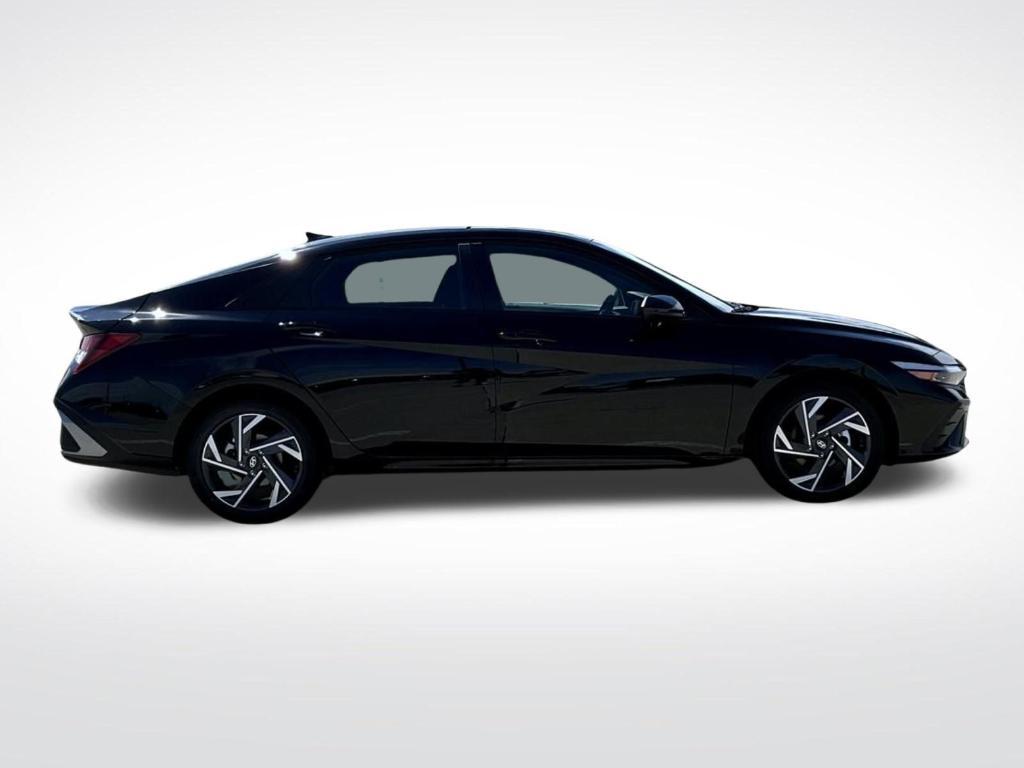 new 2025 Hyundai Elantra car, priced at $24,589