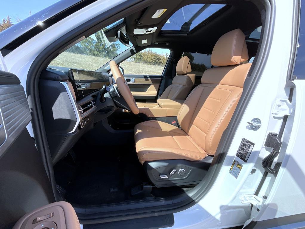 new 2025 Hyundai SANTA FE HEV car, priced at $48,063