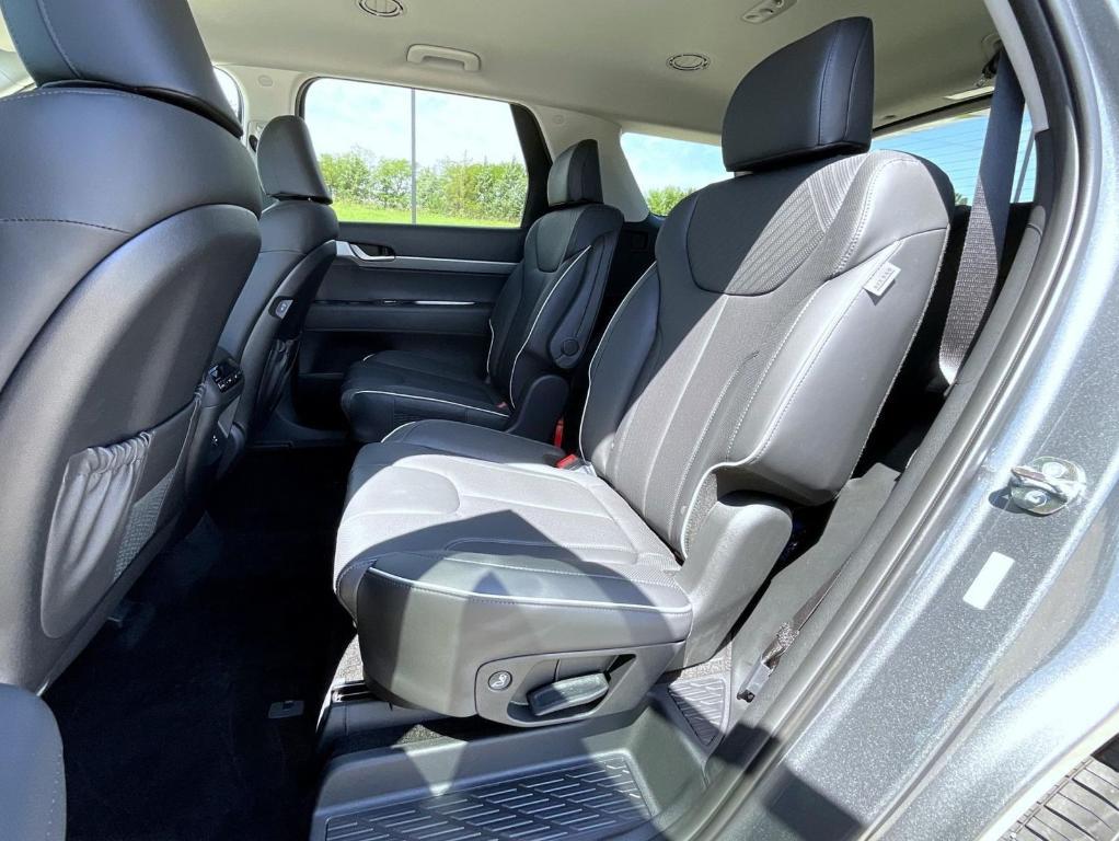 new 2025 Hyundai Palisade car, priced at $42,584