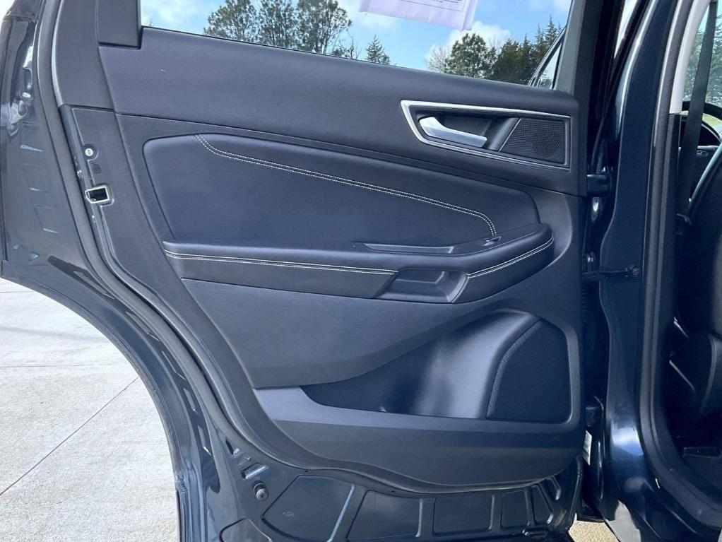 used 2022 Ford Edge car, priced at $27,899