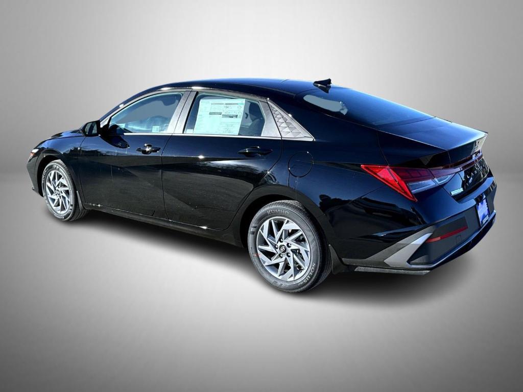 new 2025 Hyundai ELANTRA HEV car, priced at $22,884