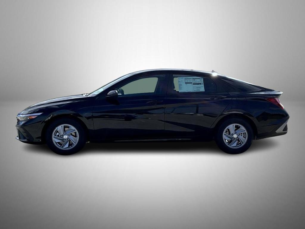 new 2025 Hyundai Elantra car, priced at $21,589
