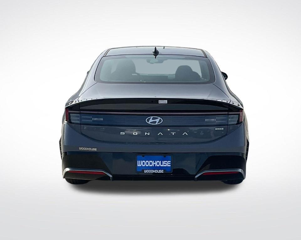 new 2025 Hyundai Sonata Hybrid car, priced at $33,157