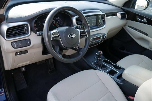 used 2019 Kia Sorento car, priced at $13,900