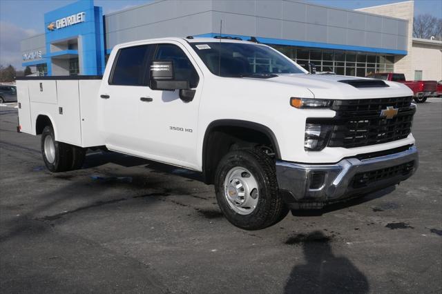 new 2025 Chevrolet Silverado 3500 car, priced at $72,381