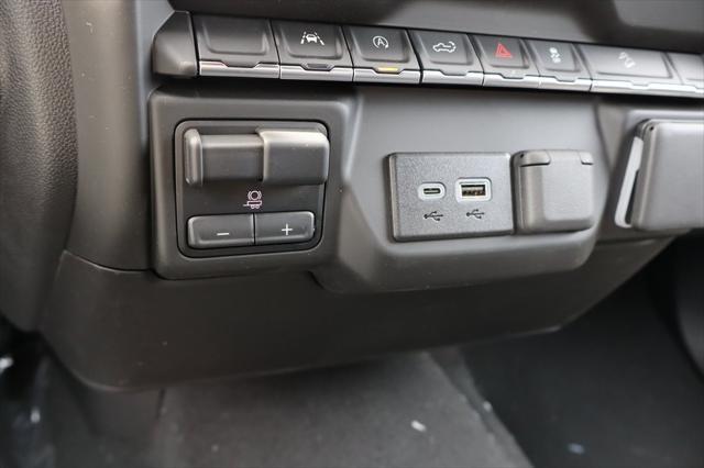 new 2025 Chevrolet Silverado 1500 car, priced at $45,694