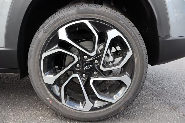 new 2025 Chevrolet Trax car, priced at $26,690