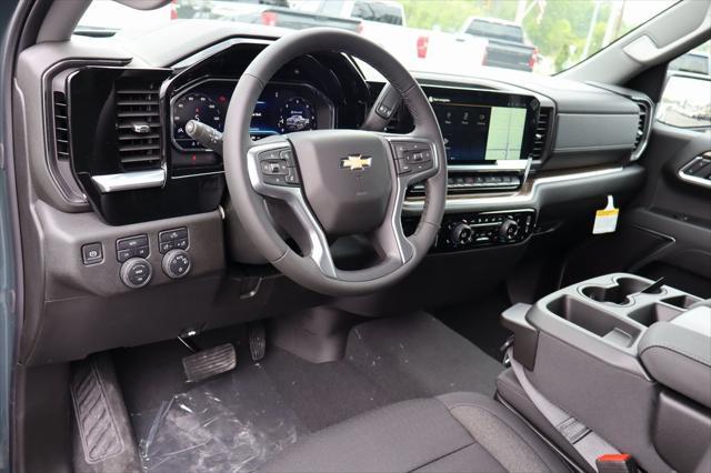 new 2025 Chevrolet Silverado 1500 car, priced at $45,693