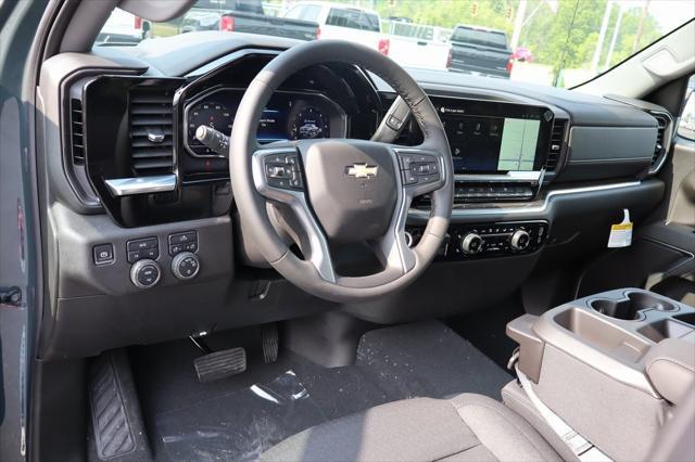 new 2025 Chevrolet Silverado 1500 car, priced at $45,693