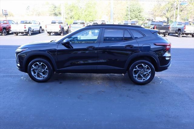 new 2025 Chevrolet Trax car, priced at $24,985