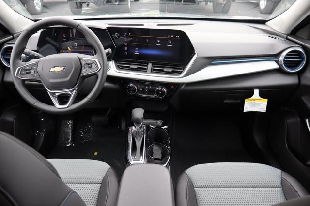 new 2025 Chevrolet Trax car, priced at $25,485