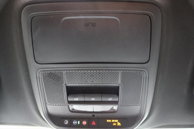 used 2024 Chevrolet Traverse car, priced at $47,900