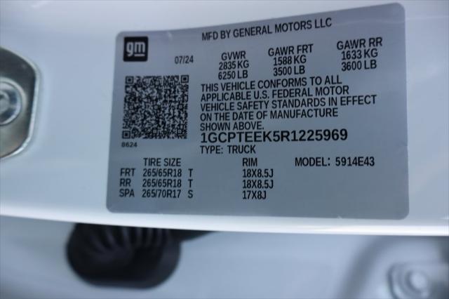 used 2024 Chevrolet Colorado car