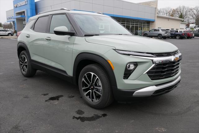 new 2025 Chevrolet TrailBlazer car, priced at $26,683