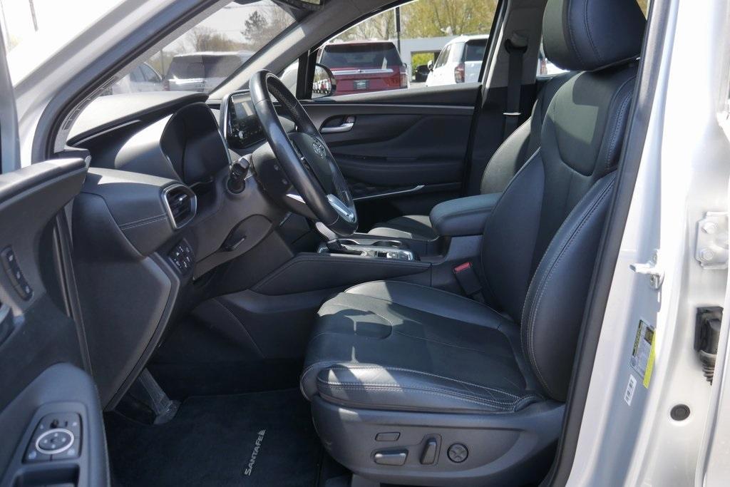 used 2019 Hyundai Santa Fe car, priced at $22,500