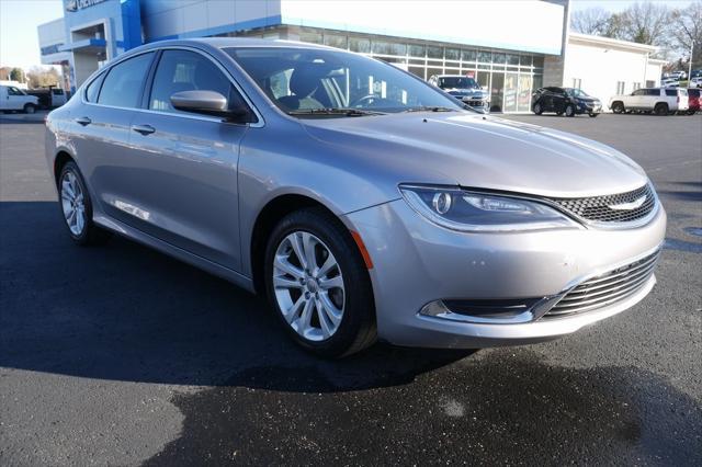 used 2015 Chrysler 200 car