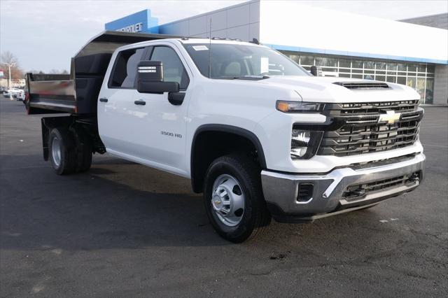 new 2025 Chevrolet Silverado 3500 car, priced at $77,622