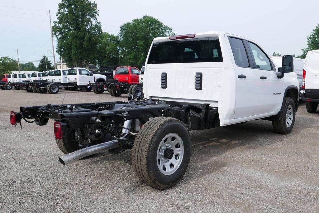 new 2024 Chevrolet Silverado 3500 car, priced at $50,083