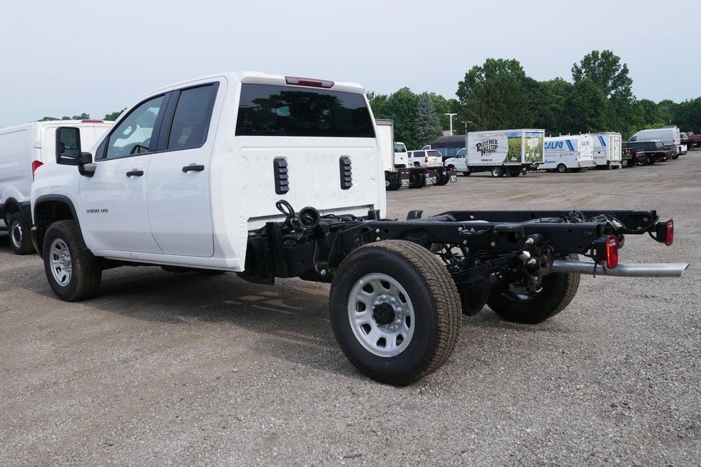 new 2024 Chevrolet Silverado 3500 car, priced at $50,083