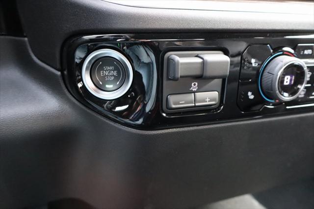 new 2025 Chevrolet Silverado 1500 car, priced at $45,334