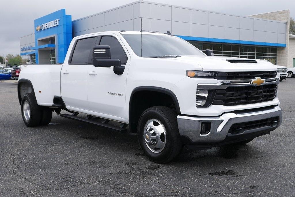 used 2024 Chevrolet Silverado 3500 car, priced at $69,900