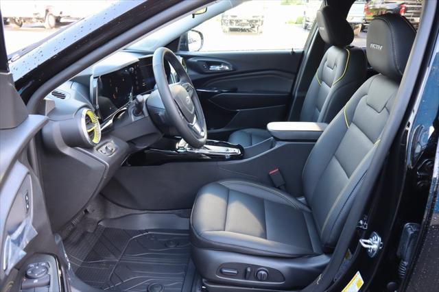 new 2025 Chevrolet Trax car, priced at $26,624