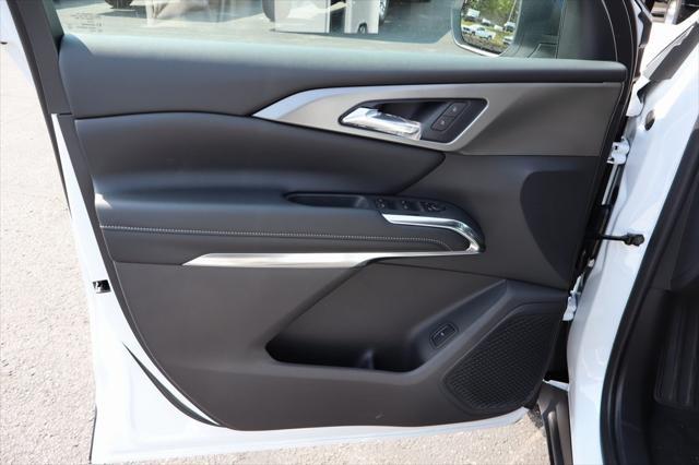 new 2025 Chevrolet Traverse car, priced at $44,195