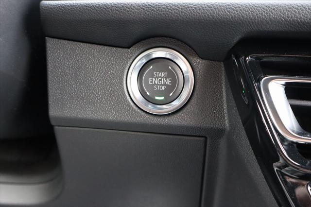 new 2025 Chevrolet Traverse car, priced at $44,195