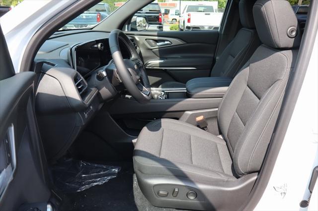 new 2025 Chevrolet Traverse car, priced at $44,195