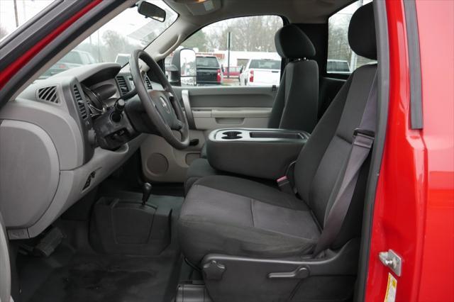 used 2014 GMC Sierra 2500 car, priced at $17,900