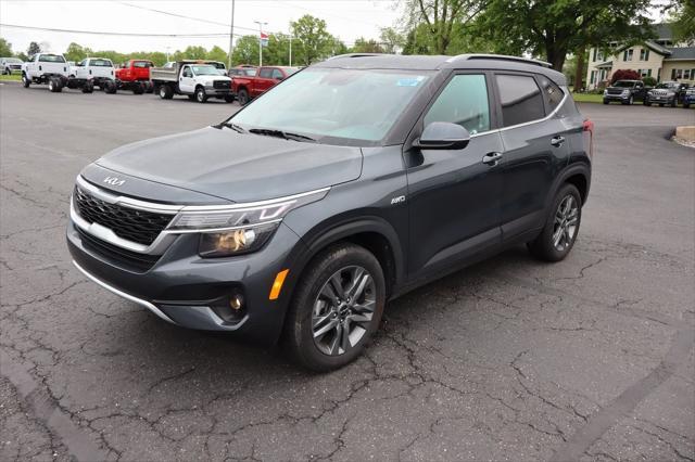 used 2023 Kia Seltos car