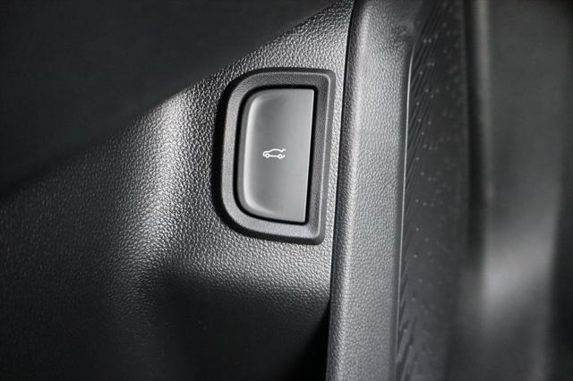 new 2026 Chevrolet Equinox car, priced at $33,142