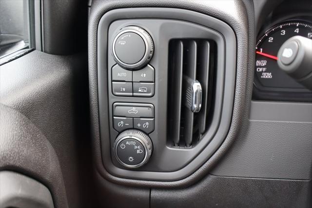 new 2025 Chevrolet Silverado 1500 car, priced at $50,494