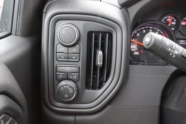 new 2025 Chevrolet Silverado 1500 car, priced at $39,981
