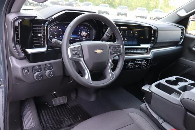 new 2025 Chevrolet Silverado 1500 car, priced at $45,693