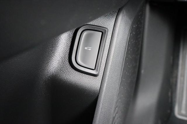 new 2026 Chevrolet Equinox car, priced at $32,929