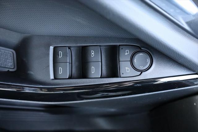new 2026 Chevrolet Equinox car, priced at $31,995