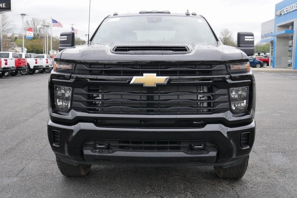 new 2024 Chevrolet Silverado 2500 car, priced at $70,190