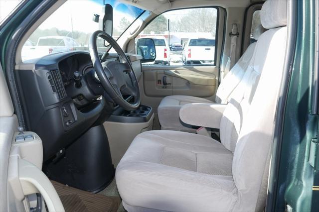 used 2004 Chevrolet Express 1500 car, priced at $14,900