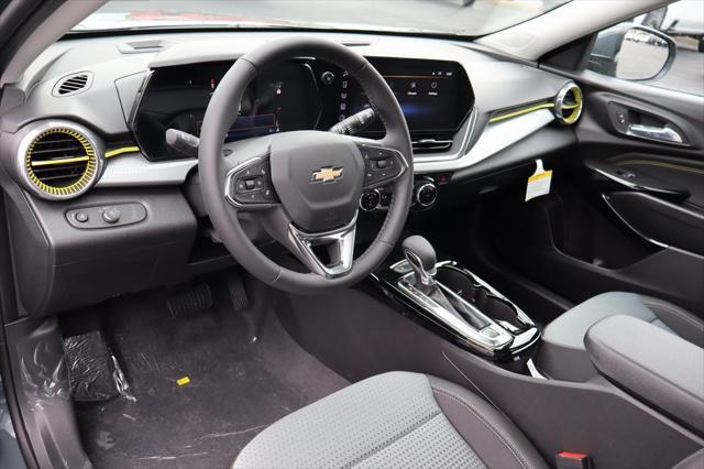 new 2025 Chevrolet Trax car, priced at $26,380