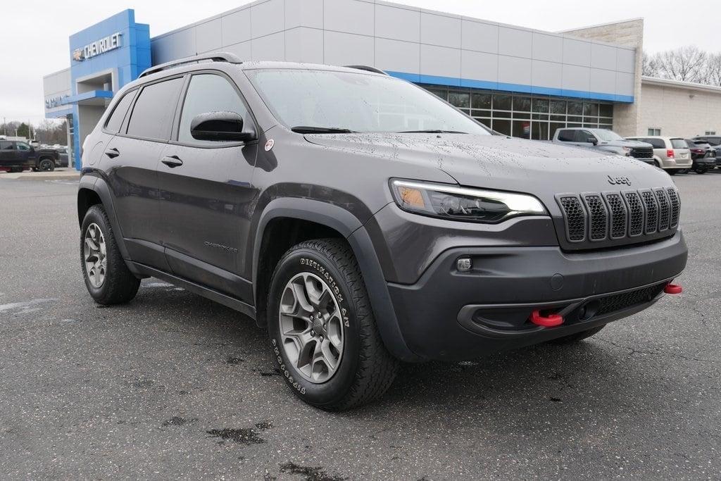 used 2022 Jeep Cherokee car, priced at $26,900