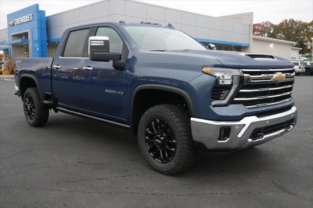 new 2025 Chevrolet Silverado 3500 car, priced at $72,621