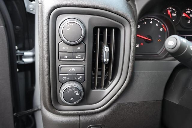 new 2025 Chevrolet Silverado 1500 car, priced at $39,553