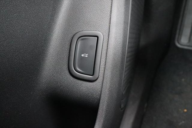 new 2025 Chevrolet Traverse car, priced at $42,095
