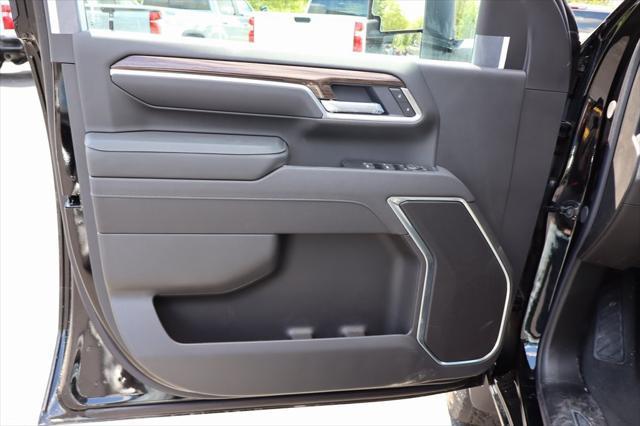 new 2025 Chevrolet Silverado 3500 car, priced at $77,382