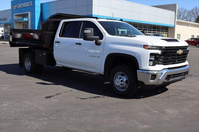 new 2025 Chevrolet Silverado 3500 car, priced at $69,665