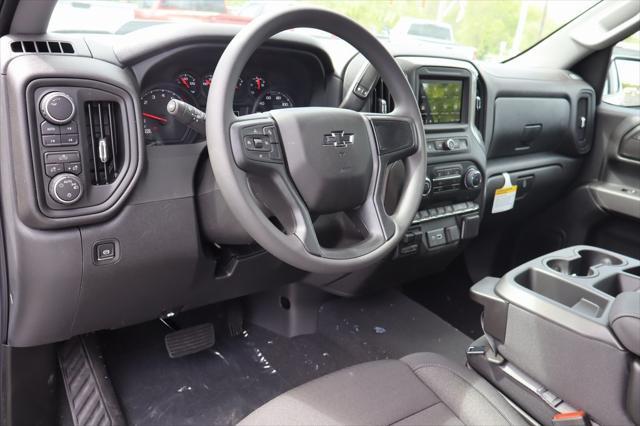 new 2025 Chevrolet Silverado 1500 car, priced at $45,690