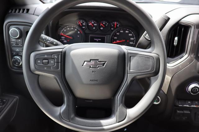 new 2025 Chevrolet Silverado 1500 car, priced at $45,694