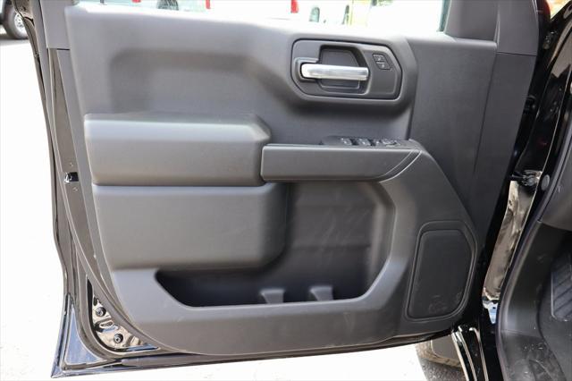 new 2025 Chevrolet Silverado 1500 car, priced at $45,694